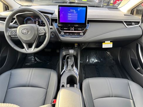 New 2026 Toyota Corolla XLE image 18