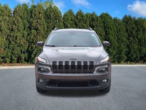 Used 2017 Jeep Cherokee High Altitude AWD/4WD image 2