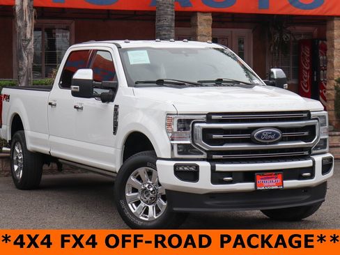 Used 2022 Ford F250 Platinum w/ FX4 Off-Road Package image 2