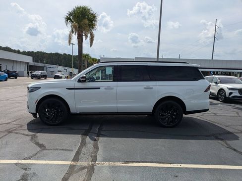 New 2027 Lincoln Navigator L Reserve w/ Jet Appearance Package AWD/4WD image 7