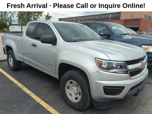 Used 2020 Chevrolet Colorado W/T w/ WT Convenience Package AWD/4WD image 1