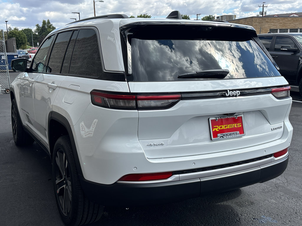 New 2027 Jeep Grand Cherokee Limited w/ Technology Group II AWD/4WD image 8