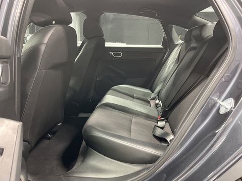 Used 2025 Honda Civic Sport image 32