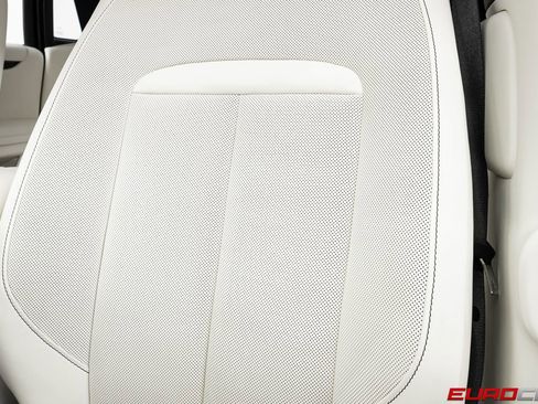 Used 2024 Rolls-Royce Ghost AWD/4WD image 43