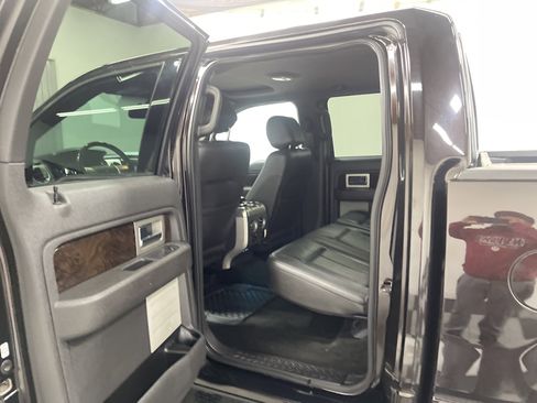 Used 2013 Ford F150 Platinum w/ Max Trailer Tow Pkg image 13