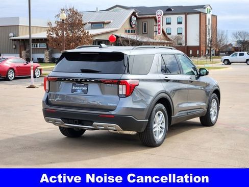 New 2026 Ford Explorer Active w/ Active Comfort Package image 7
