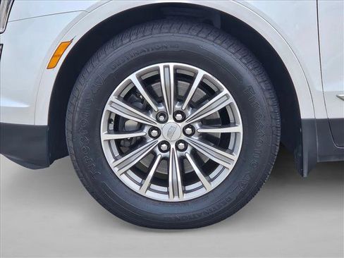 Used 2019 Cadillac XT5 Luxury image 25