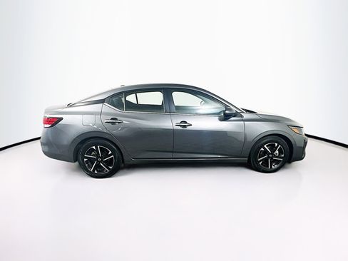 Used 2025 Nissan Sentra SV image 10