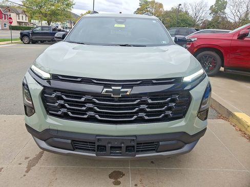 New 2026 Chevrolet Equinox LT w/ Convenience Package II image 2