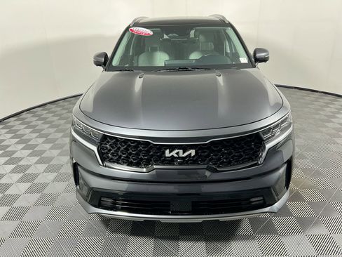 Certified 2023 Kia Sorento SX Prestige w/ Panoramic Sunroof Package image 8