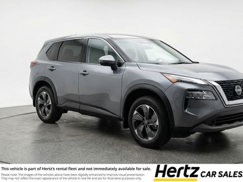 Used 2025 Nissan Rogue SV AWD/4WD image 1