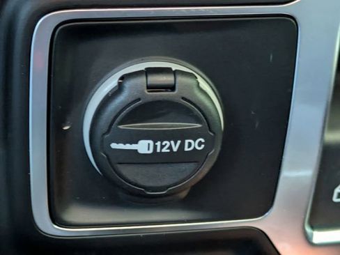Used 2025 Jeep Wrangler Sport AWD/4WD image 39