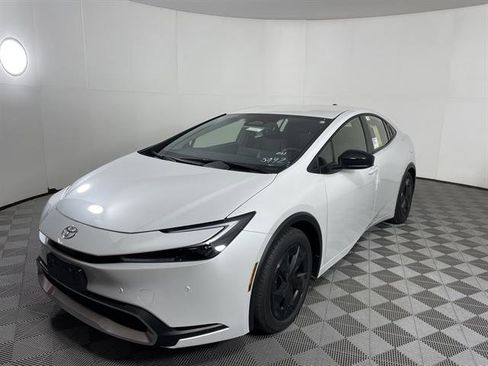 New 2026 Toyota Prius Plug-In Hybrid image 3