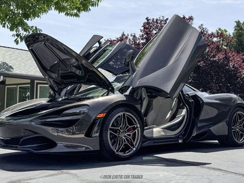Used 2018 McLaren 720S Luxury RWD image 15