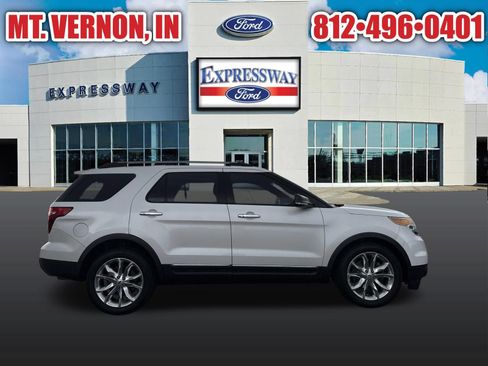 Used 2014 Ford Explorer XLT w/ Equipment Group 202A AWD/4WD image 13