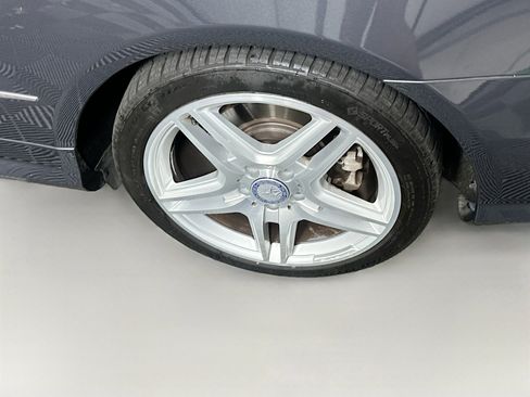 Used 2012 Mercedes-Benz E 550 Cabriolet image 11