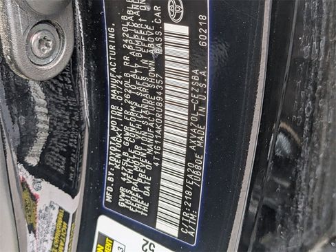 Used 2024 Toyota Camry SE image 35