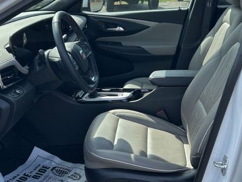 Used 2025 Buick Envista Avenir FWD image 10