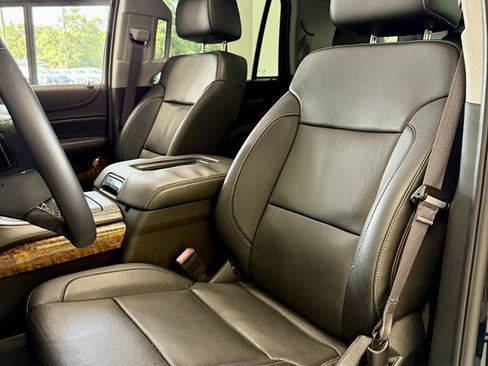 Used 2015 Chevrolet Tahoe LTZ RWD image 14