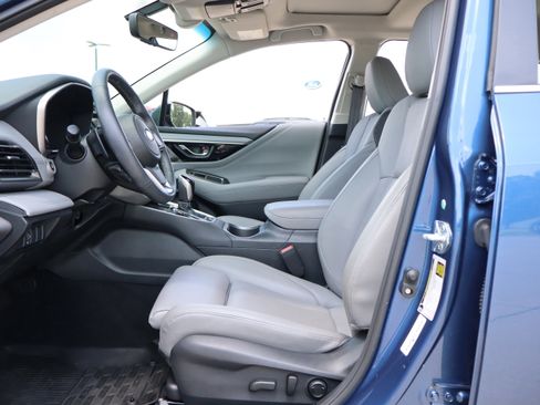 Used 2022 Subaru Legacy Limited image 10