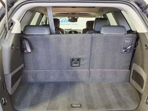 Used 2014 Buick Enclave Premium FWD image 18