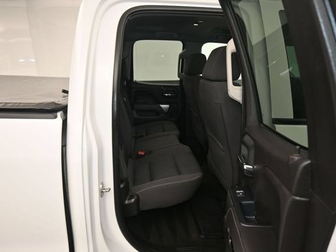Used 2018 Chevrolet Silverado 1500 LT AWD/4WD image 36
