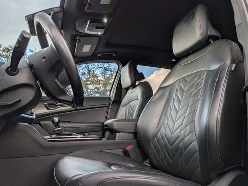 Used 2024 Kia Sportage X-Pro image 13