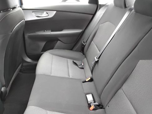 Used 2024 Kia Forte LXS w/ LXS Technology Package FWD image 11