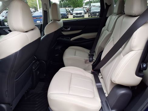 Certified 2026 Subaru Ascent Limited AWD/4WD image 18
