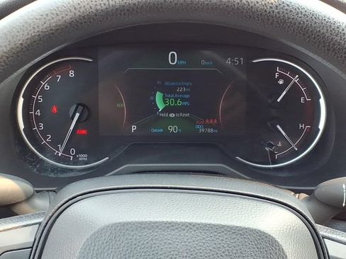 Certified 2025 Toyota RAV4 XLE AWD/4WD image 20