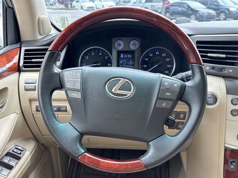 Used 2008 Lexus LX 570 4WD image 16