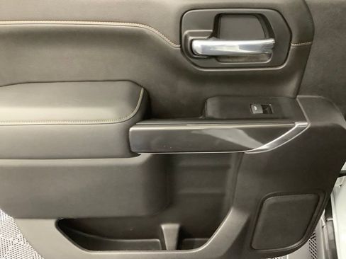 Used 2022 GMC Sierra 1500 AT4 w/ AT4 Premium Package image 5