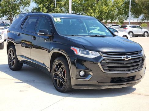 Used 2018 Chevrolet Traverse Premier w/ Redline Edition FWD image 3