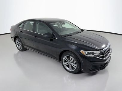 Used 2023 Volkswagen Jetta SE