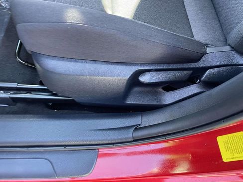 Used 2025 Toyota Camry LE image 29