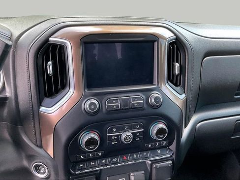 Used 2019 Chevrolet Silverado 1500 High Country AWD/4WD image 6