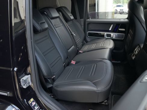 Used 2025 Mercedes-Benz G 550 image 21
