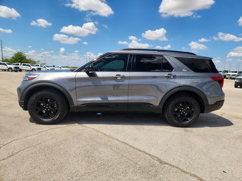 Used 2023 Ford Explorer Timberline w/ Timberline Technology Package AWD/4WD image 4