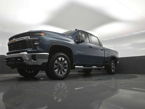 Used 2024 Chevrolet Silverado 2500 LT w/ All Star Edition AWD/4WD image 39