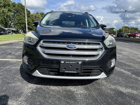 Used 2017 Ford Escape Titanium FWD image 9