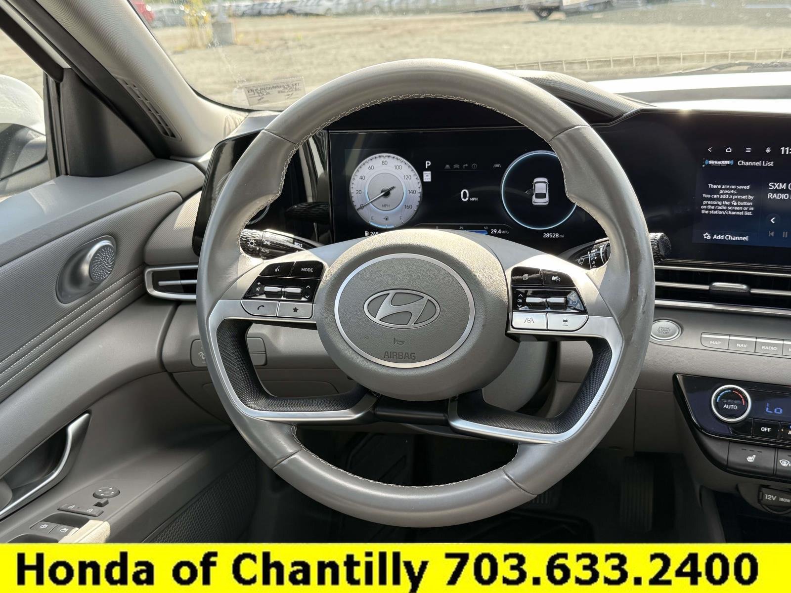 Used 2024 Hyundai Elantra SEL w/ Convenience Package FWD image 9