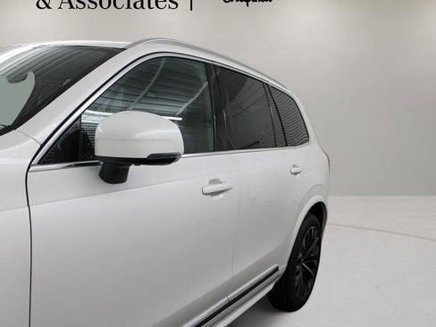 New 2026 Volvo XC90 B5 Plus w/ Protection Package Premier image 32
