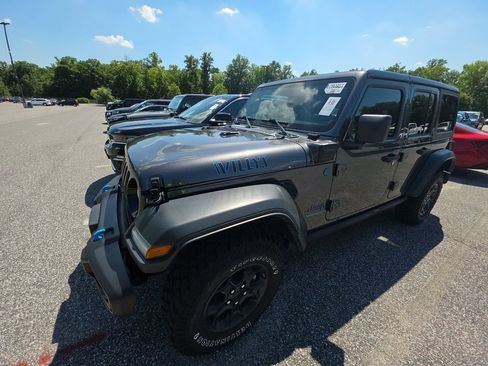 Used 2023 Jeep Wrangler Unlimited w/ Cold Weather Group AWD/4WD image 1