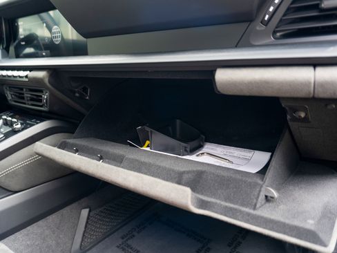 Used 2022 Porsche 911 GT3 image 35