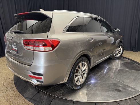 Used 2017 Kia Sorento SX image 7