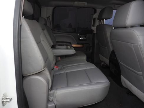 Used 2018 Chevrolet Silverado 1500 LTZ w/ Texas Edition image 19