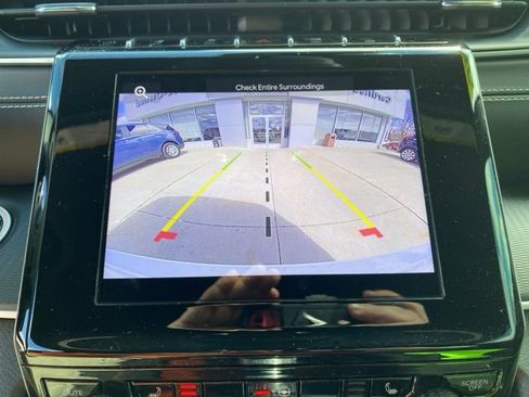 Used 2024 Jeep Grand Cherokee Altitude image 24