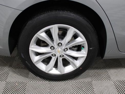 Used 2024 Chevrolet Malibu LT image 36