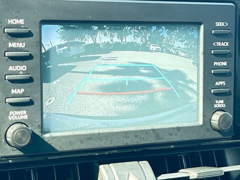 Used 2019 Toyota RAV4 LE w/ All Weather Liner Package AWD/4WD image 20