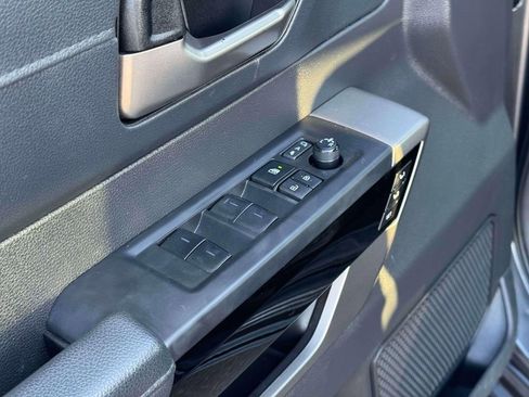 Used 2024 Toyota Tundra Limited image 15